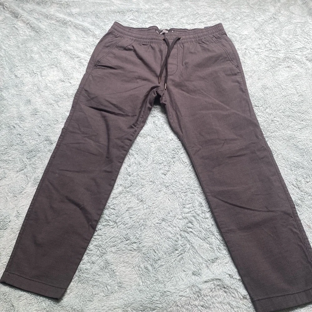 Hollister epic flex size M Crop skinny. - Picture 2 of 5